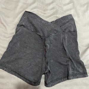 NWT Aerie offline 3" crossover shorts